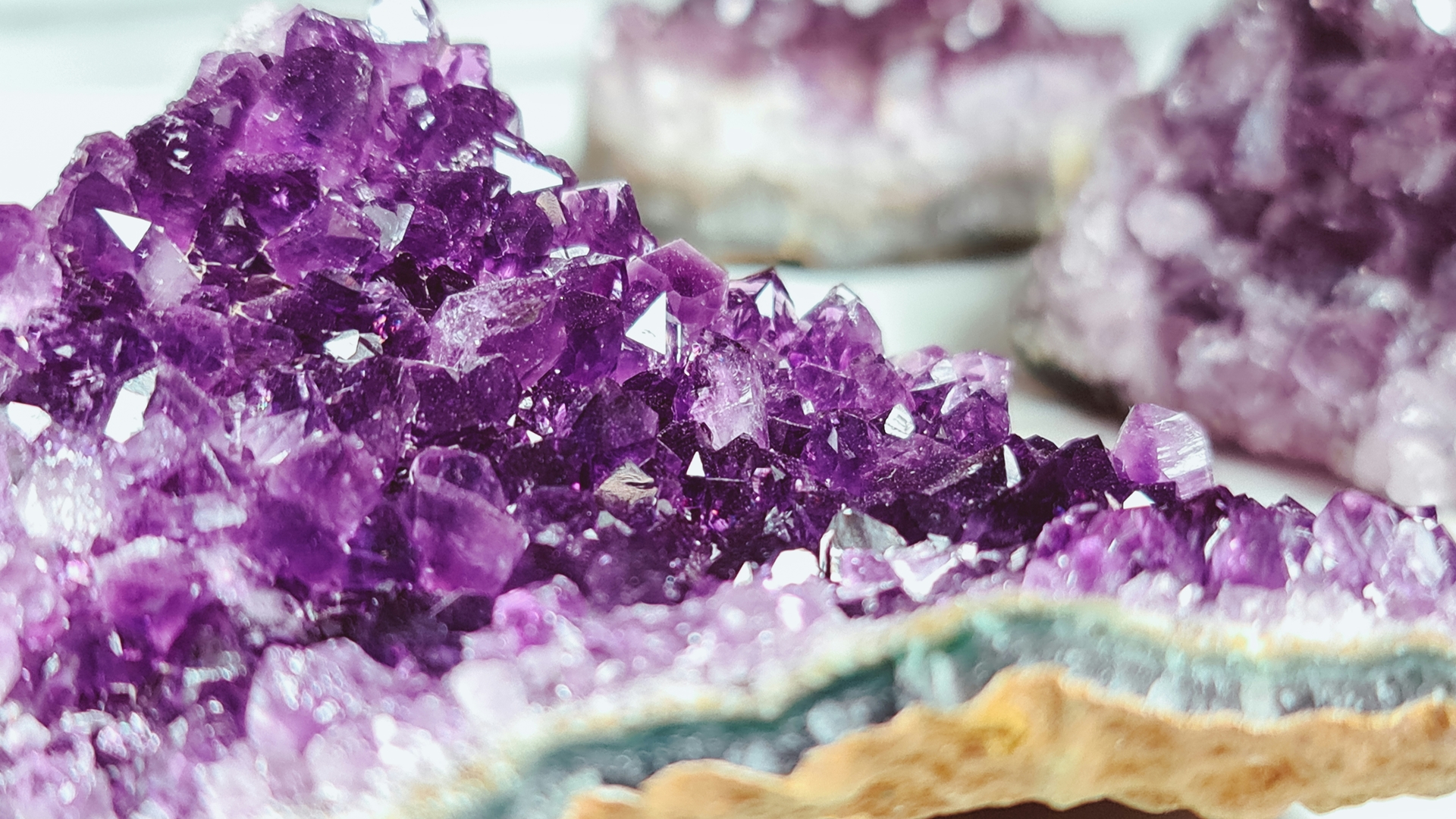 富士宮市の鉱石専門店 鉱石のすみかのローズクォーツパワーストーンブレスレット